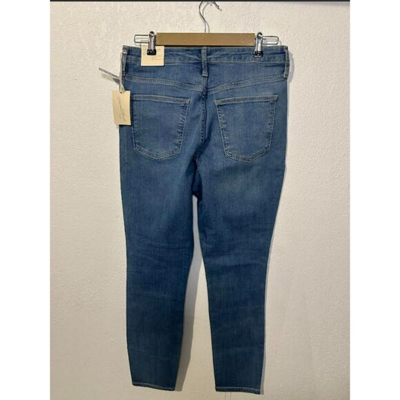 440 Universal Thread Women’s High-Rise Skinny Patchwork Jeans Light Wash - Picture 4 of 5